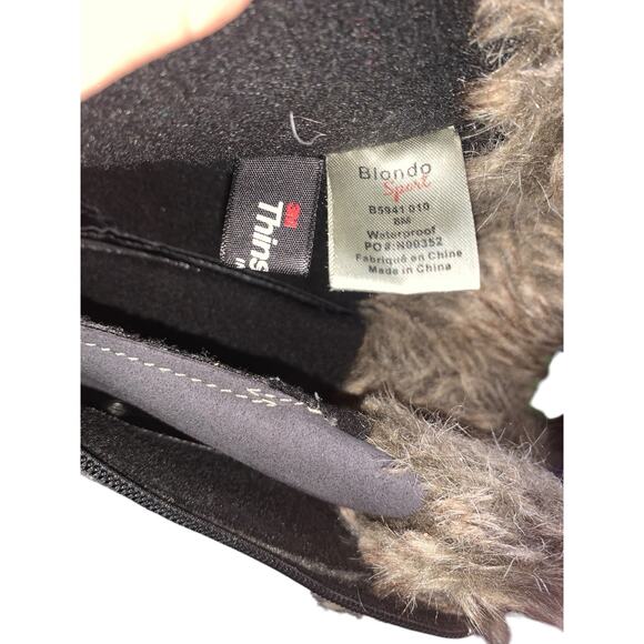 Blondo Sport Waterproof Snow Boot
Sasha 8m Thinsulate Insulation
Aquaprotect - Picture 4 of 11